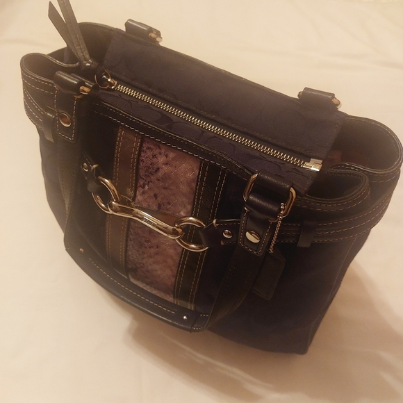 COACH AUTHENTIC SIGNATURE BROWN BY PYTHON - Picture 14 of 16